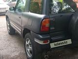 Toyota RAV4 1998 года за 2 800 000 тг. в Тараз – фото 2