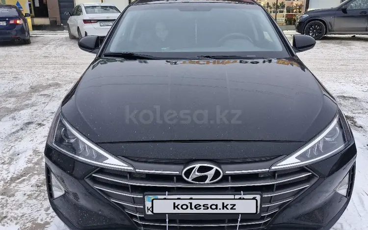 Hyundai Elantra 2018 годаfor7 500 000 тг. в Атырау