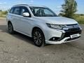 Mitsubishi Outlander 2022 годаүшін11 500 000 тг. в Караганда – фото 3