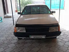 Audi 100, 1988