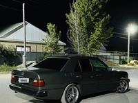 Mercedes-Benz E 200 1988 годаfor1 500 000 тг. в Кызылорда