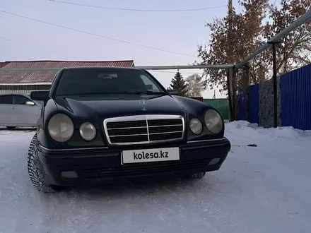 Mercedes-Benz E 230 1996 года за 2 700 000 тг. в Караганда – фото 3