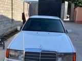 Mercedes-Benz E 200 1991 года за 2 200 000 тг. в Шымкент – фото 2