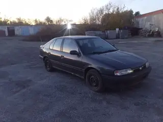 Nissan Primera, 1993