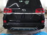 Переделка кузова рестайлинг для Toyota Land Cruiser 200 за 680 000 тг. в Астана – фото 5