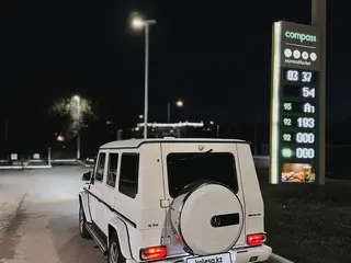 Mercedes-Benz G 500