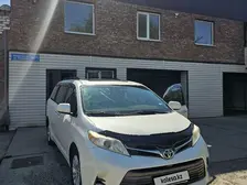 Toyota Sienna, 2017