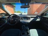 Kia Sorento 2019 года за 8 000 000 тг. в Актобе – фото 5