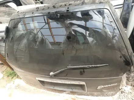 КРЫШКА ДВЕРЬ БАГАЖНИКА ОРИГИНАЛ Mitsubishi space wagon CHARIOT за 60 000 тг. в Астана