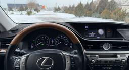 Lexus ES 300h 2014 года за 8 000 000 тг. в Актау – фото 3