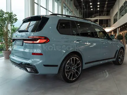 BMW X7 XDrive 40i 2025 года за 83 254 693 тг. в Алматы – фото 4