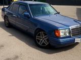Mercedes-Benz E 230 1990 года за 1 200 000 тг. в Алматы