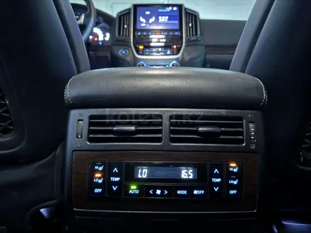 Toyota Land Cruiser 2016 года за 31 000 000 тг. в Астана – фото 9