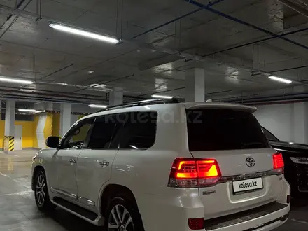 Toyota Land Cruiser 2016 года за 31 000 000 тг. в Астана – фото 2