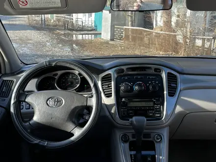 Toyota Highlander 2003 года за 9 000 000 тг. в Усть-Каменогорск – фото 12