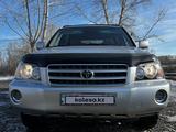 Toyota Highlander 2003 годаүшін9 000 000 тг. в Усть-Каменогорск – фото 2