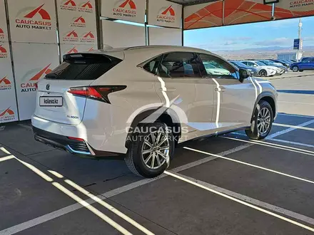 Lexus NX 300h 2021 года за 11 000 000 тг. в Алматы – фото 4