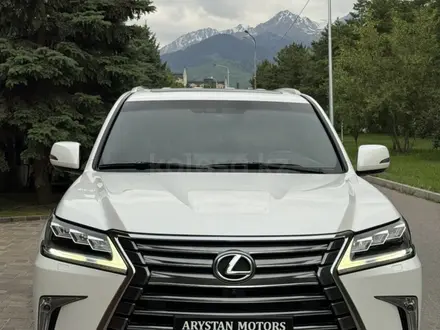 Lexus LX 570 2016 года за 40 000 000 тг. в Алматы – фото 2