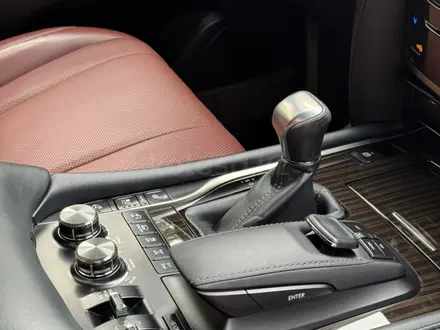 Lexus LX 570 2016 года за 40 000 000 тг. в Алматы – фото 28