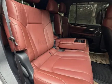 Lexus LX 570 2016 года за 40 000 000 тг. в Алматы – фото 35