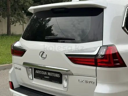 Lexus LX 570 2016 года за 40 000 000 тг. в Алматы – фото 55