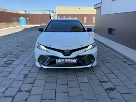 Toyota Camry 2019 года за 12 500 000 тг. в Астана – фото 2