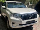 Toyota Land Cruiser Prado 2022 года за 28 150 000 тг. в Алматы