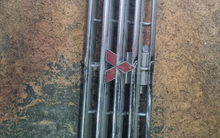 Решетка радиатора хром за 25 000 тг. в Алматы