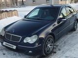 Mercedes-Benz C 200 2001 года за 2 900 000 тг. в Костанай – фото 2