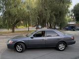Toyota Camry 2000 года за 2 700 000 тг. в Алматы – фото 5