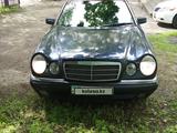 Mercedes-Benz E 230 1995 годаүшін2 300 000 тг. в Алматы