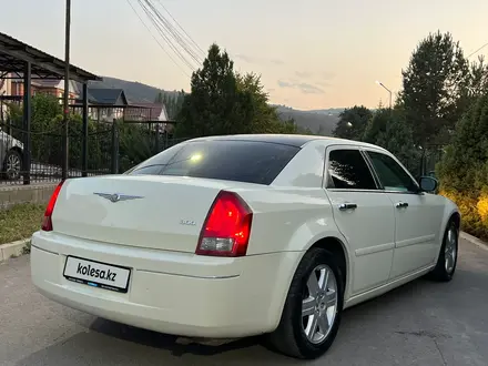 Chrysler 300C 2006 года за 5 100 000 тг. в Алматы – фото 3