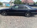 Mercedes-Benz E 230 1996 года за 1 700 000 тг. в Жаркент – фото 4