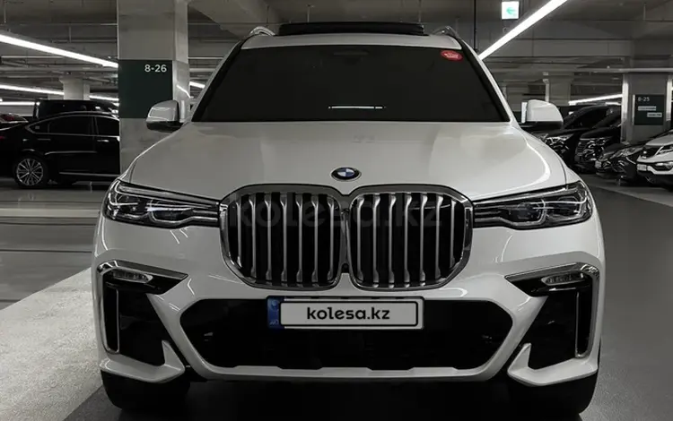 BMW X7 2022 года за 45 000 000 тг. в Алматы