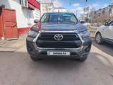 Toyota Hilux 2022 года за 19 000 000 тг. в Астана – фото 2