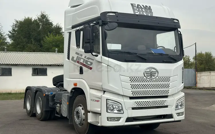 FAW  CA4250P25K15T1E5A80 2026 годаүшін35 000 000 тг. в Алматы