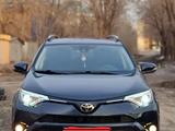 Toyota RAV4 2018 года за 12 500 000 тг. в Усть-Каменогорск