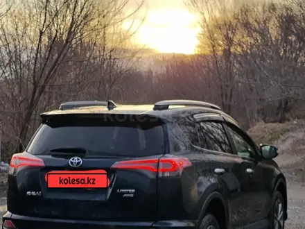 Toyota RAV4 2018 года за 12 500 000 тг. в Усть-Каменогорск – фото 6