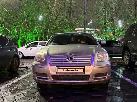 Toyota Avensis 2004 года за 3 650 000 тг. в Караганда – фото 2