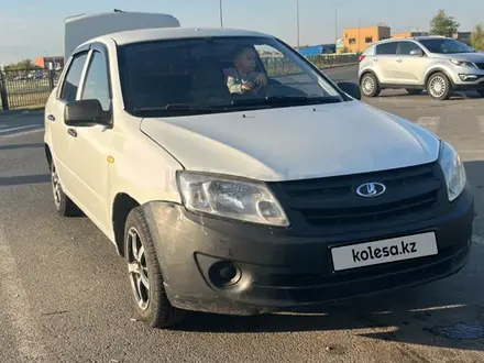 ВАЗ (Lada) Granta 2190 2014 года за 1 600 000 тг. в Уральск – фото 2