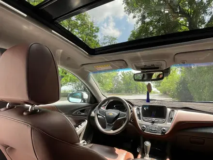 Chevrolet Malibu 2019 года за 8 600 000 тг. в Шымкент – фото 9