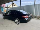 Toyota Camry 2006 года за 6 000 000 тг. в Алматы – фото 2