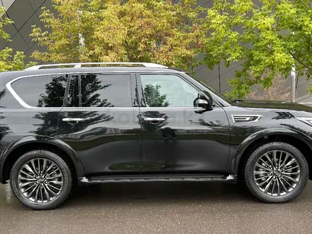 Infiniti QX80 2022 года за 35 000 000 тг. в Астана – фото 5