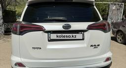 Toyota RAV4 2015 годаүшін10 000 000 тг. в Актобе – фото 5