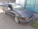 Volkswagen Passat 1990 года за 550 000 тг. в Астана