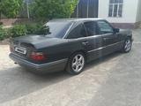 Mercedes-Benz E 280 1994 года за 2 600 000 тг. в Шымкент – фото 3