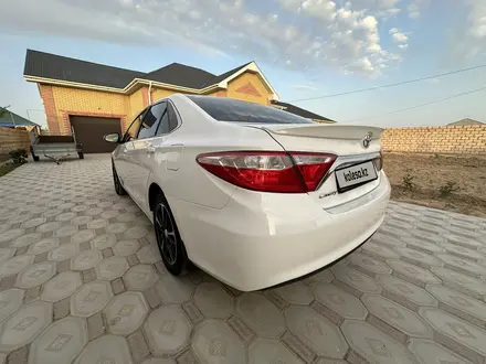 Toyota Camry 2015 года за 9 200 000 тг. в Жанаозен – фото 5