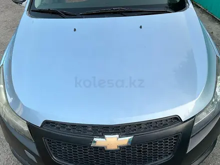 Chevrolet Cruze 2011 года за 1 500 000 тг. в Урджар – фото 3