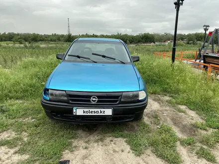 Opel Astra 1993 года за 800 000 тг. в Алматы