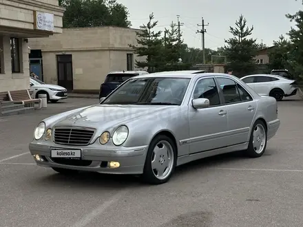 Mercedes-Benz E 320 2000 года за 7 500 000 тг. в Алматы